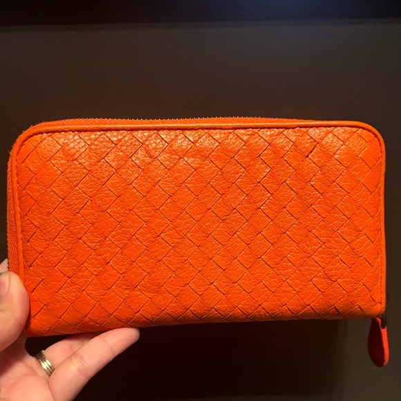 BOTTEGA VENETA Intrecciato Zip around long wallet - Picture 2 of 6